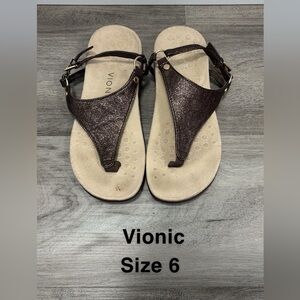 VIONIC Sandals